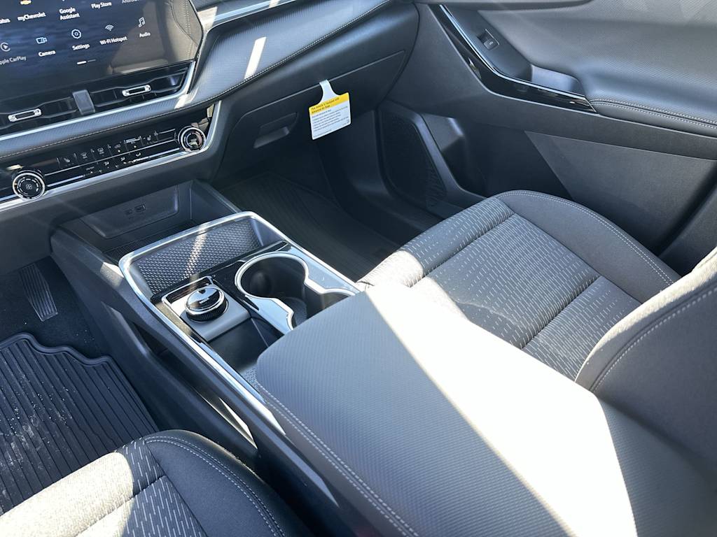 Thumbnail: 2027 Chevrolet Equinox - 13