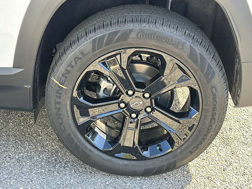 Thumbnail: 2027 Chevrolet Equinox - 8
