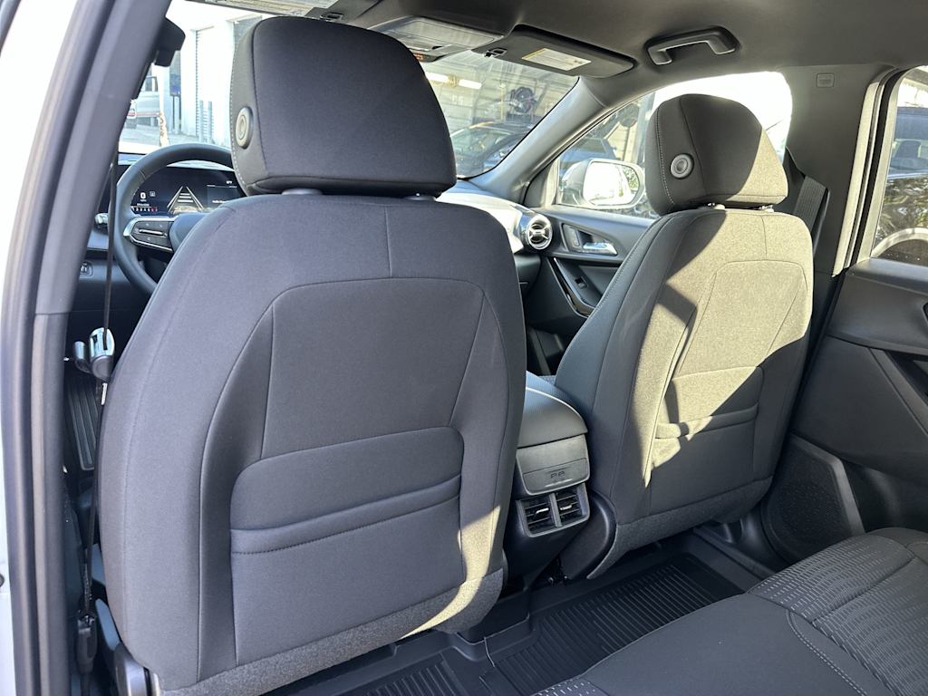 Thumbnail: 2027 Chevrolet Equinox - 22
