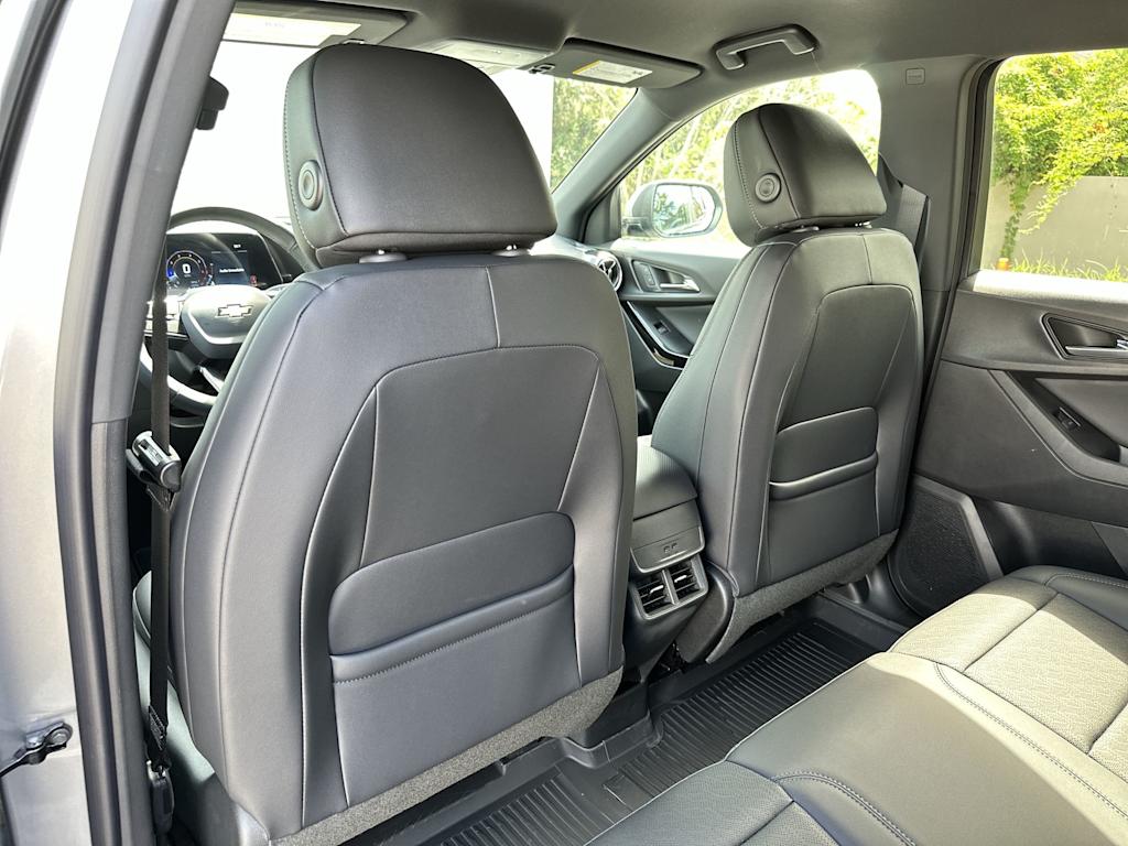 Thumbnail: 2027 Chevrolet Equinox - 12