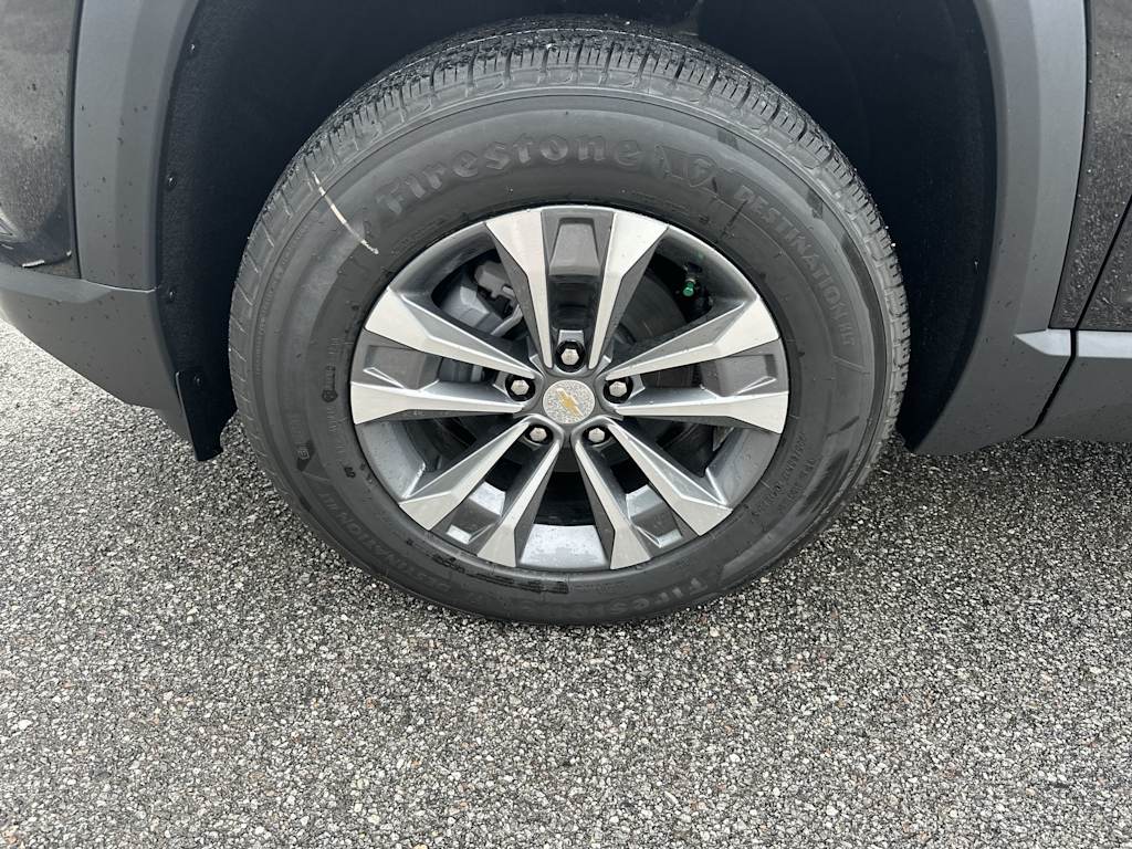 Thumbnail: 2027 Chevrolet Equinox - 8
