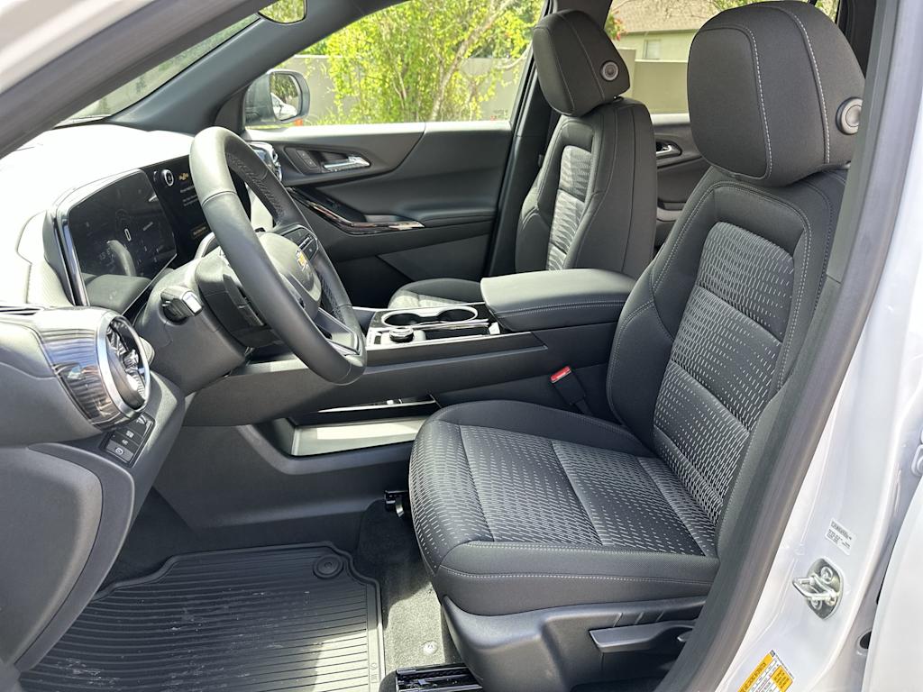 Thumbnail: 2027 Chevrolet Equinox - 11