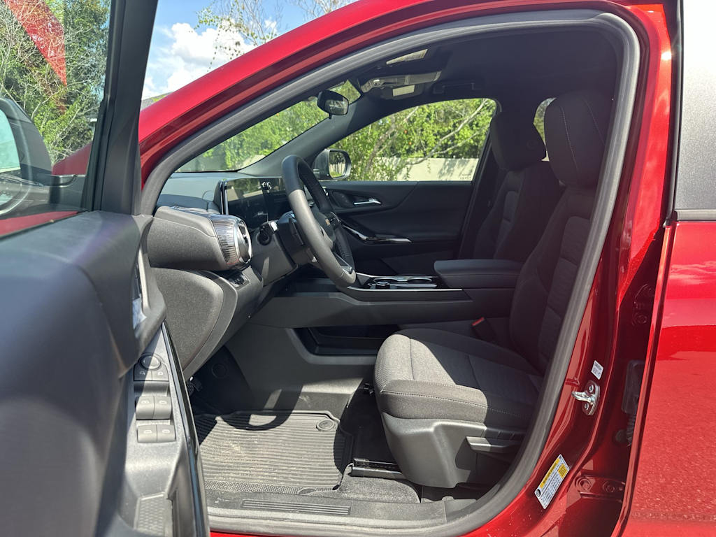 Thumbnail: 2027 Chevrolet Equinox - 18