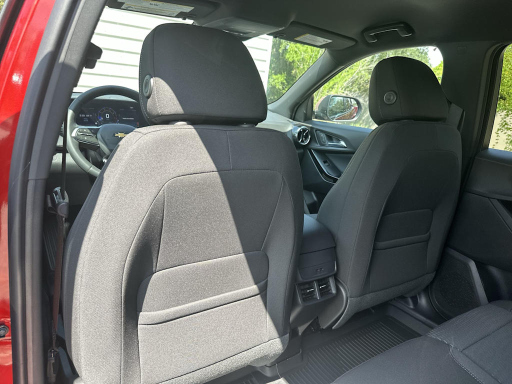 Thumbnail: 2027 Chevrolet Equinox - 12