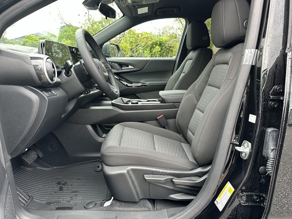 Thumbnail: 2027 Chevrolet Equinox - 11
