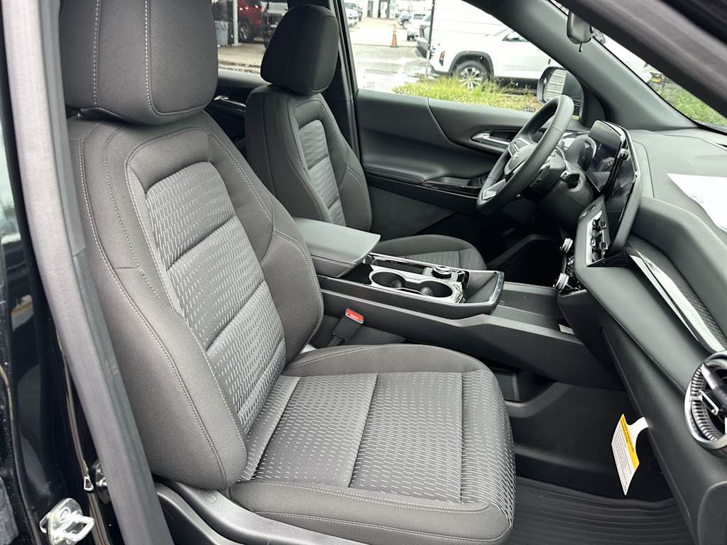 Thumbnail: 2027 Chevrolet Equinox - 26