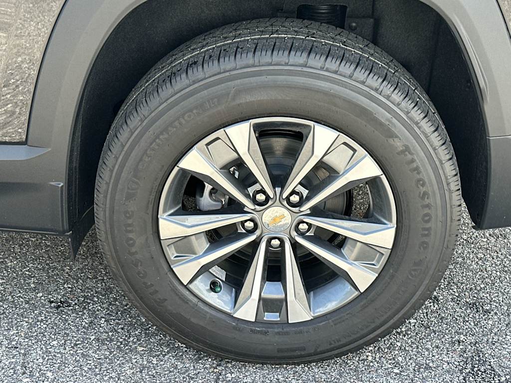 Thumbnail: 2027 Chevrolet Equinox - 7