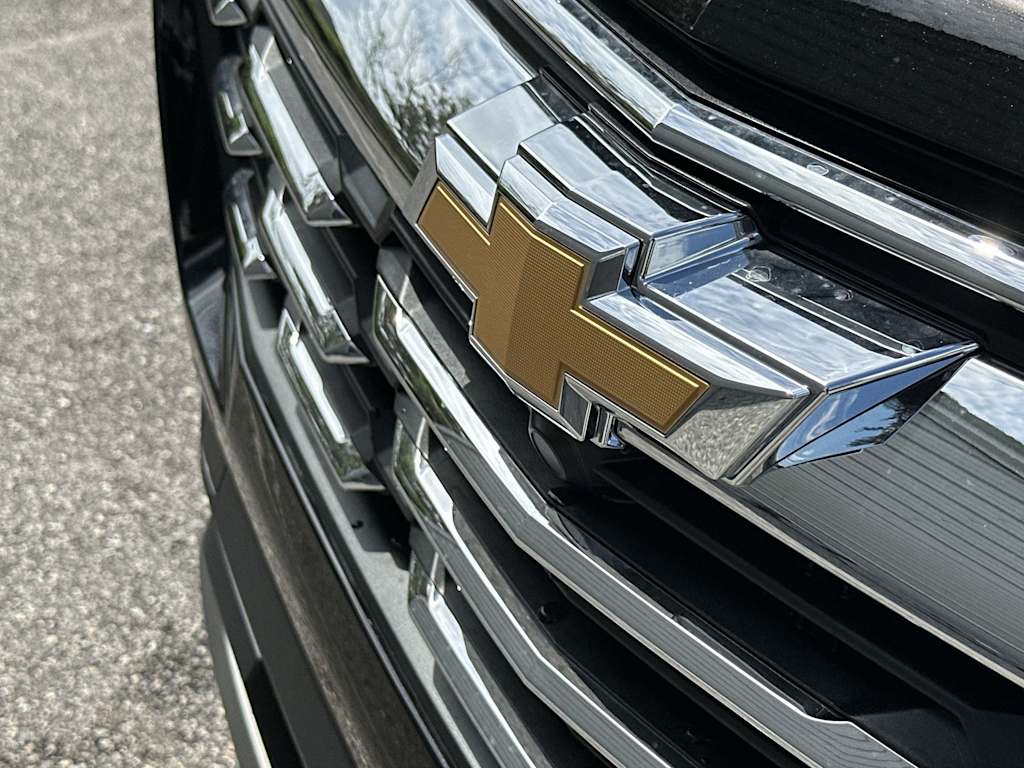 Thumbnail: 2027 Chevrolet Equinox - 6
