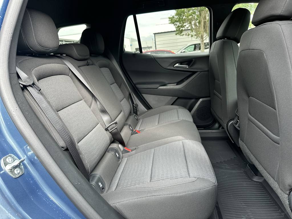 Thumbnail: 2027 Chevrolet Equinox - 24