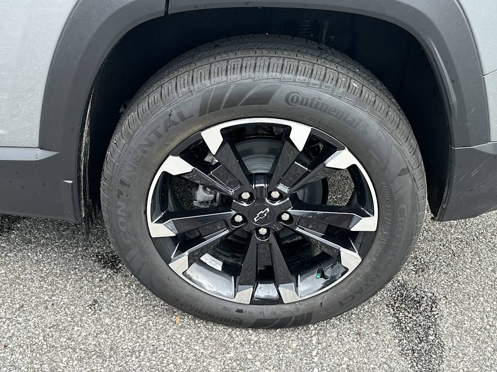 Thumbnail: 2027 Chevrolet Equinox - 7