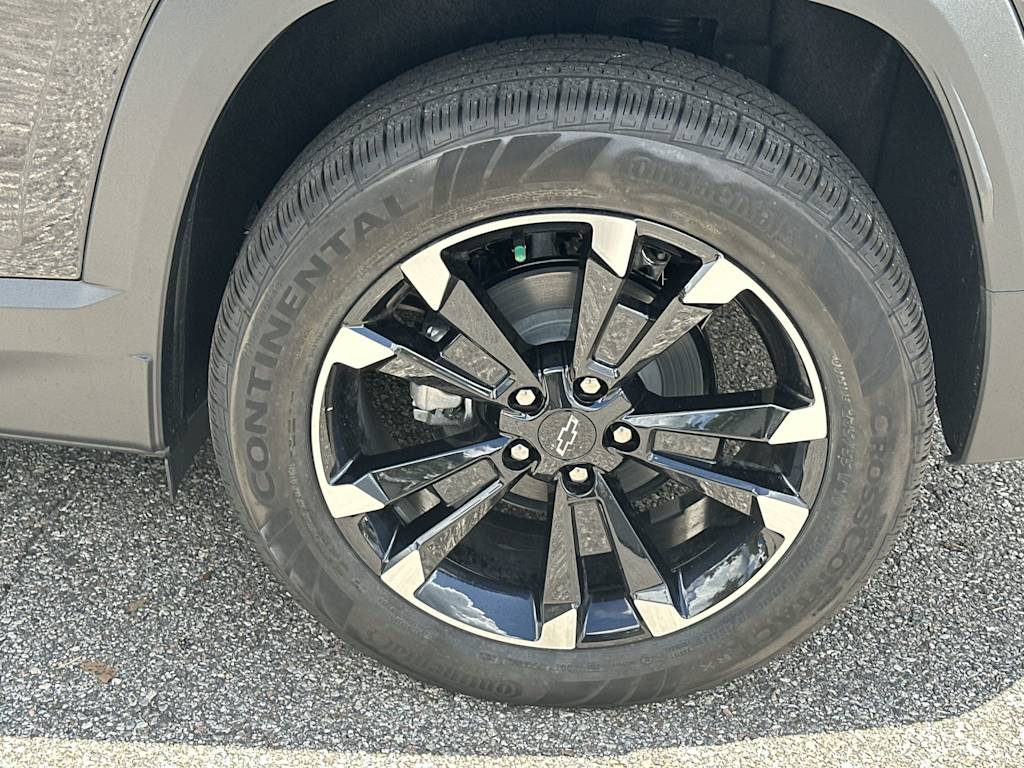 Thumbnail: 2027 Chevrolet Equinox - 7