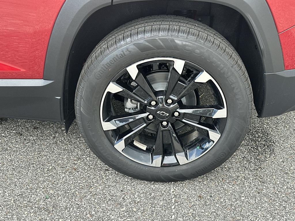 Thumbnail: 2027 Chevrolet Equinox - 8
