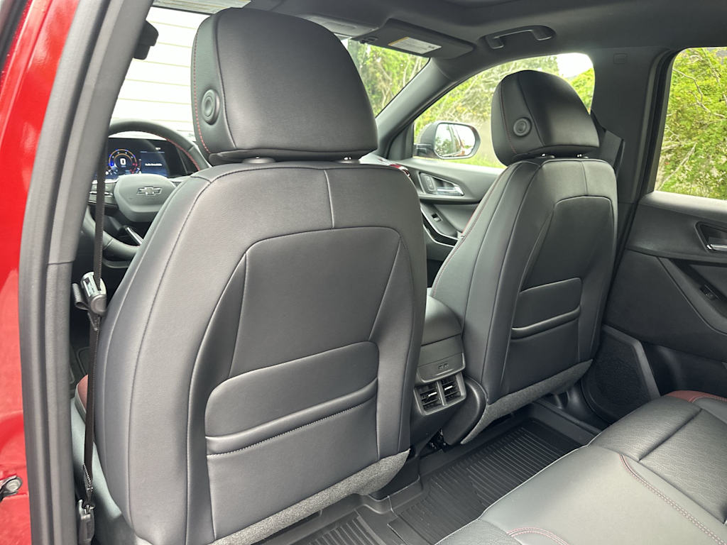 Thumbnail: 2027 Chevrolet Equinox - 13