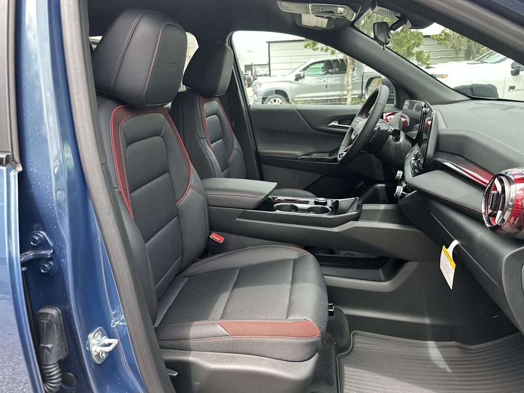 Thumbnail: 2027 Chevrolet Equinox - 24