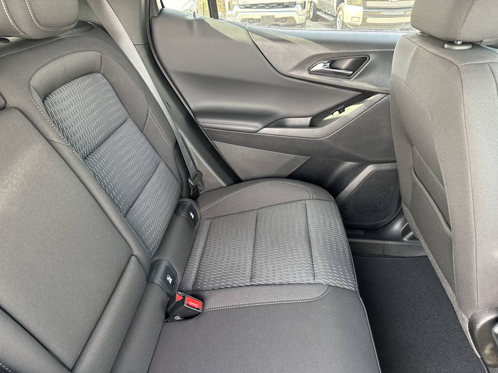 Thumbnail: 2025 Chevrolet Equinox - 21