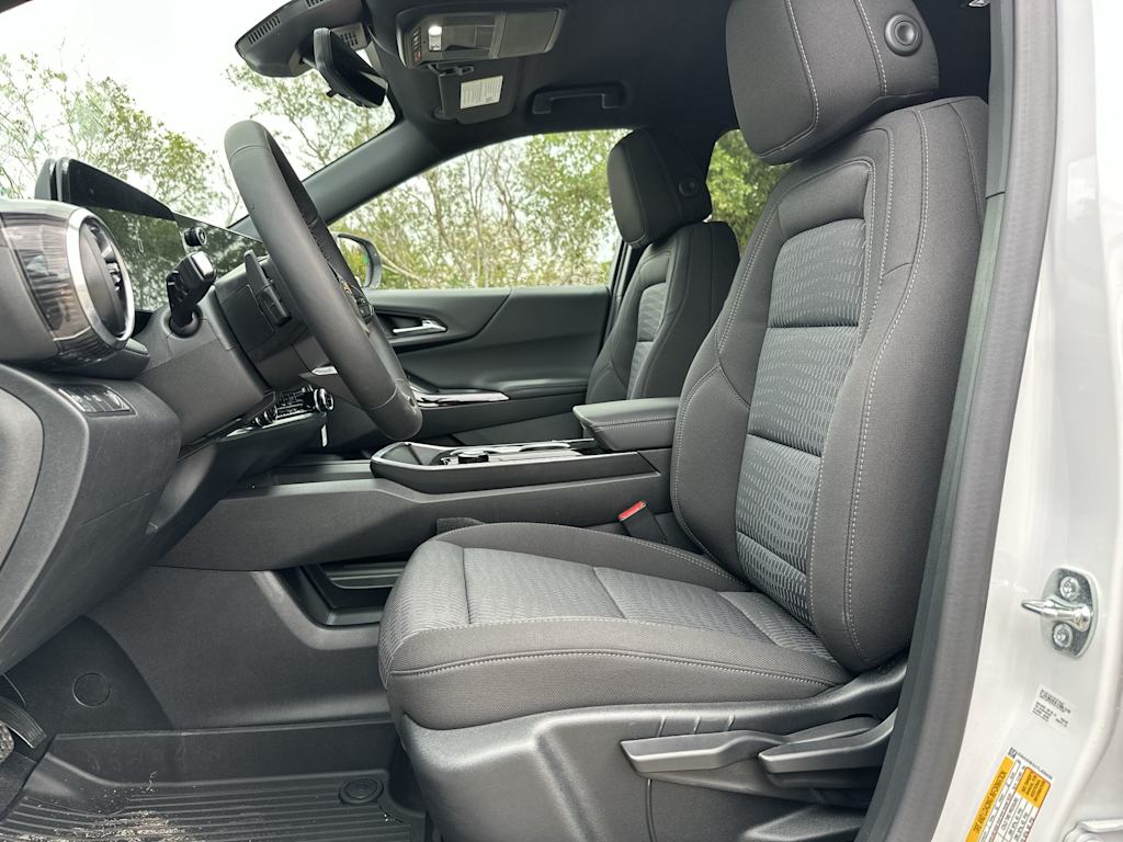Thumbnail: 2026 Chevrolet Equinox - 12