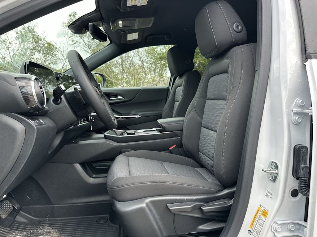 Thumbnail: 2026 Chevrolet Equinox - 11