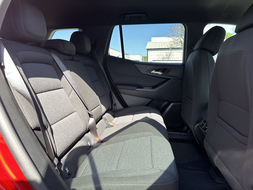 Thumbnail: 2026 Chevrolet Equinox - 24
