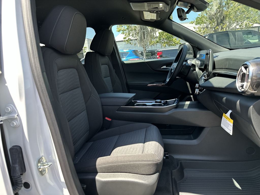 Thumbnail: 2026 Chevrolet Equinox - 25