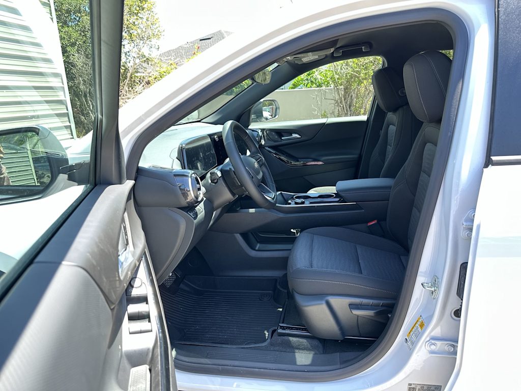 Thumbnail: 2026 Chevrolet Equinox - 18