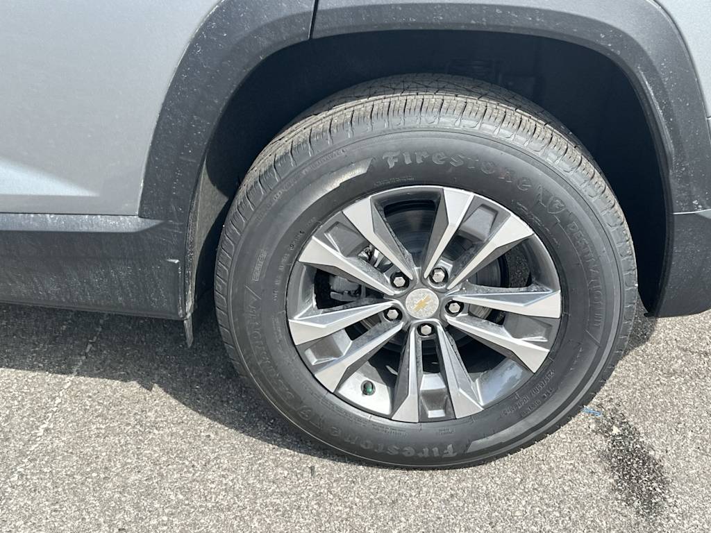 Thumbnail: 2026 Chevrolet Equinox - 8