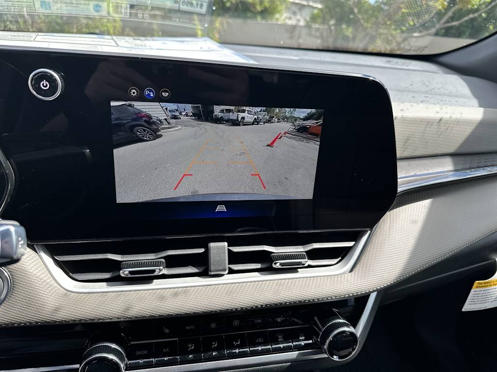 Thumbnail: 2026 Chevrolet Equinox - 14