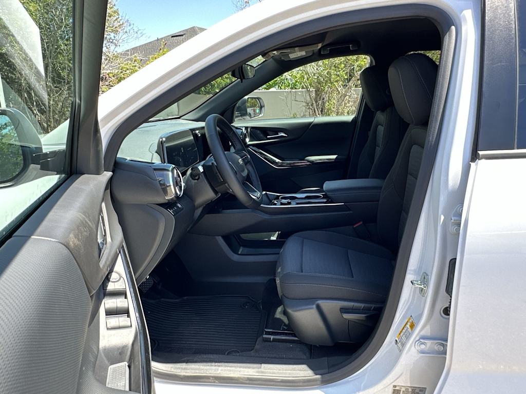 Thumbnail: 2026 Chevrolet Equinox - 10