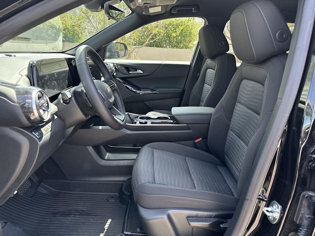 Thumbnail: 2026 Chevrolet Equinox - 11