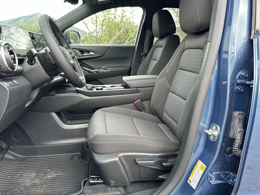 Thumbnail: 2026 Chevrolet Equinox - 10
