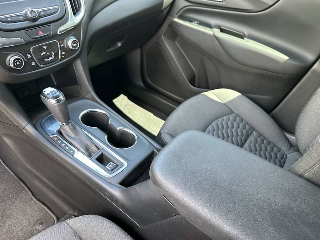 Thumbnail: 2018 Chevrolet Equinox - 15
