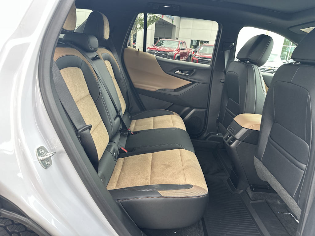 Thumbnail: 2026 Chevrolet Equinox - 24