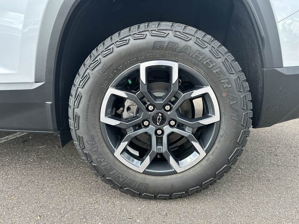 Thumbnail: 2026 Chevrolet Equinox - 8