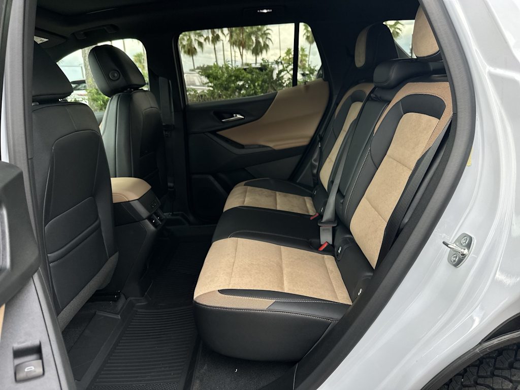 Thumbnail: 2026 Chevrolet Equinox - 23