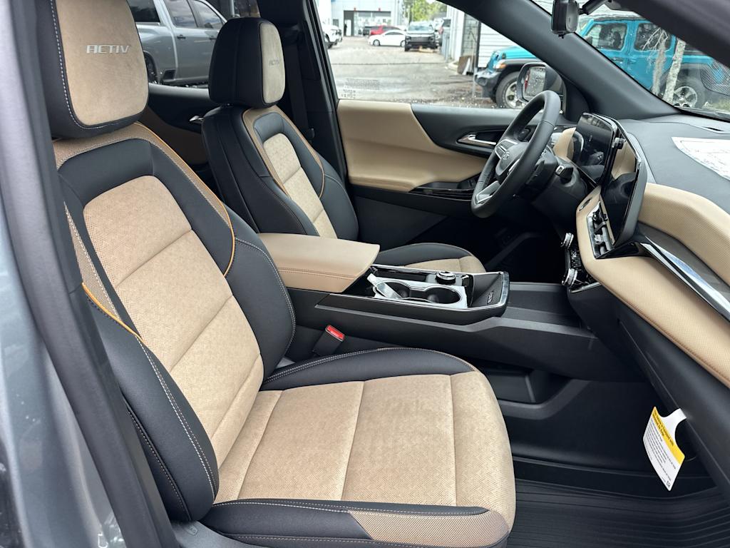 Thumbnail: 2026 Chevrolet Equinox - 26