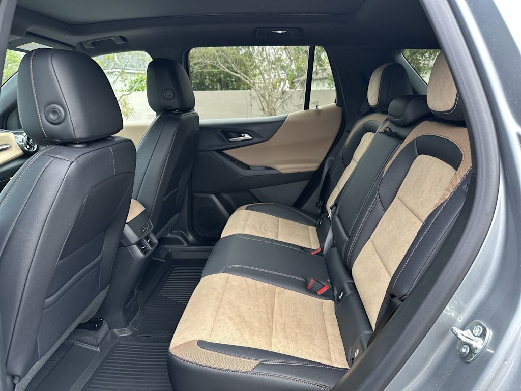 Thumbnail: 2026 Chevrolet Equinox - 24