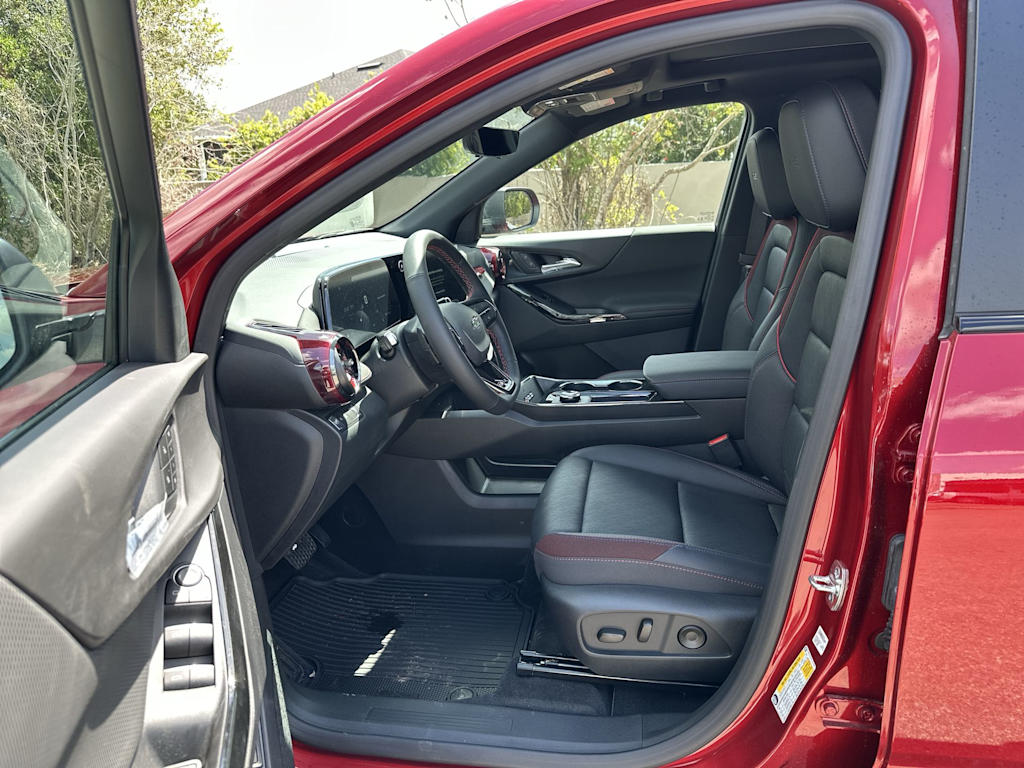 Thumbnail: 2026 Chevrolet Equinox - 11