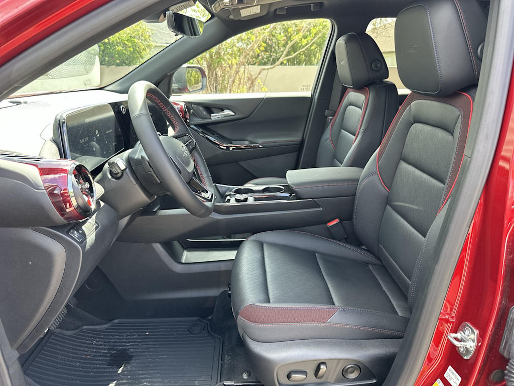 Thumbnail: 2026 Chevrolet Equinox - 12