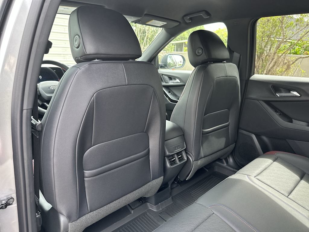 Thumbnail: 2026 Chevrolet Equinox - 12
