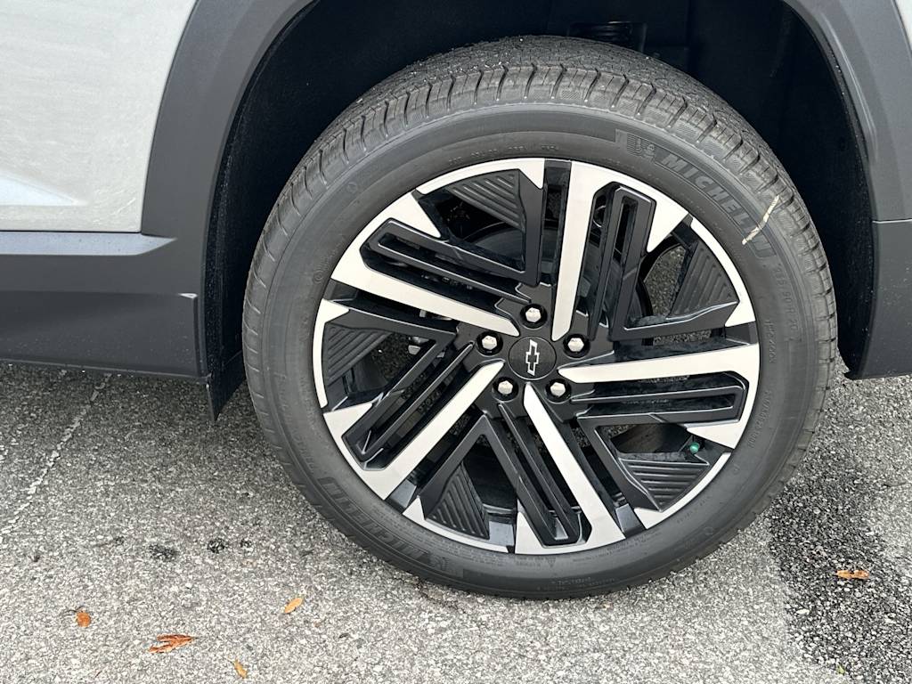 Thumbnail: 2026 Chevrolet Equinox - 7