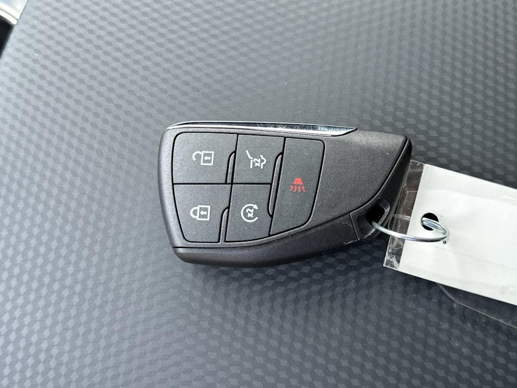 Thumbnail: 2026 Chevrolet Equinox - 16