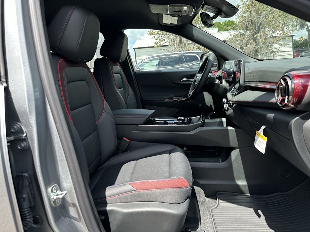 Thumbnail: 2026 Chevrolet Equinox - 25
