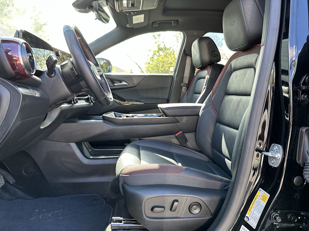 Thumbnail: 2025 Chevrolet Equinox - 10