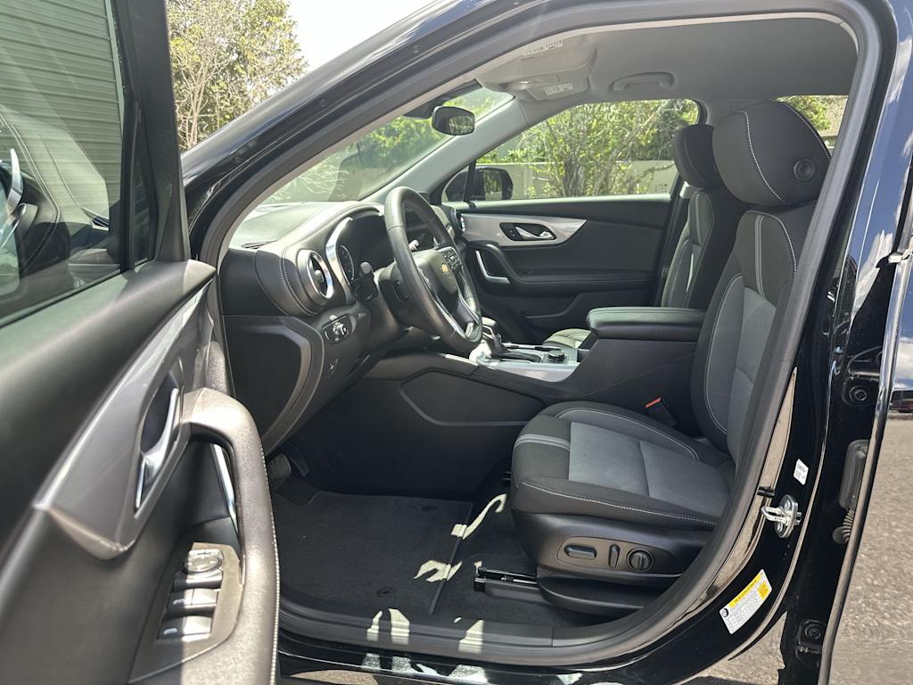 Thumbnail: 2023 Chevrolet Blazer - 11