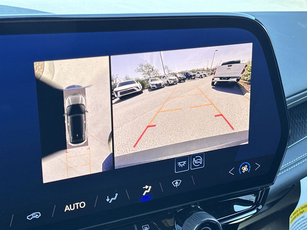 2025 Chevrolet Blazer EV LT 32