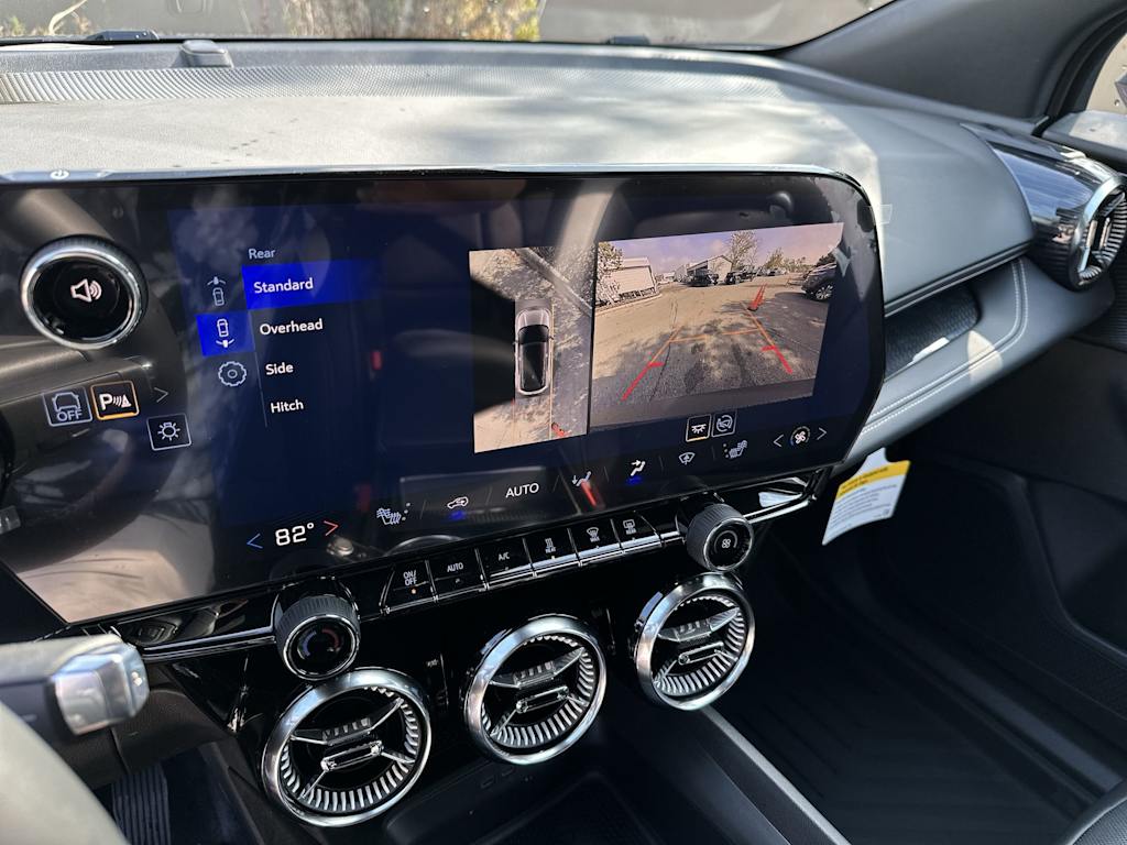 Thumbnail: 2026 Chevrolet Blazer EV - 15