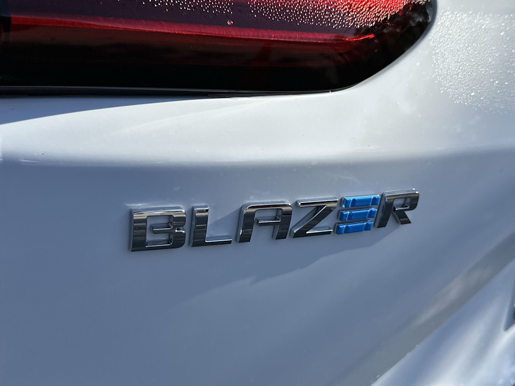 Thumbnail: 2026 Chevrolet Blazer EV - 24