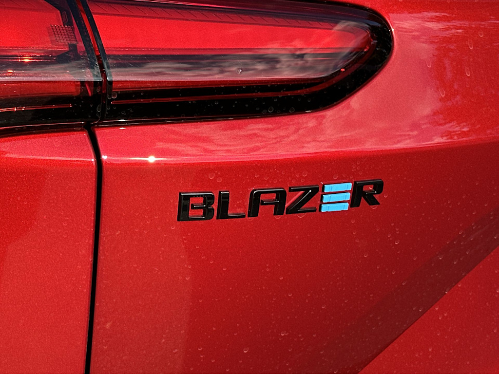 Thumbnail: 2026 Chevrolet Blazer EV - 23