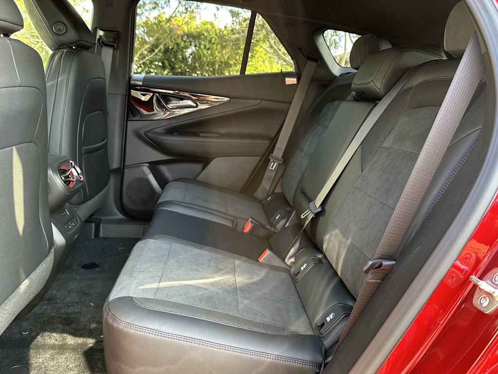 Thumbnail: 2026 Chevrolet Blazer EV - 24