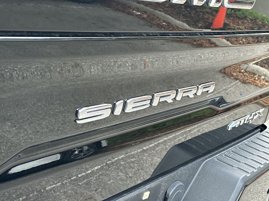 Thumbnail: 2023 GMC Sierra 1500 - 23