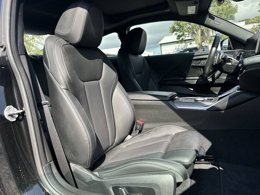Thumbnail: 2025 BMW 2 Series - 25